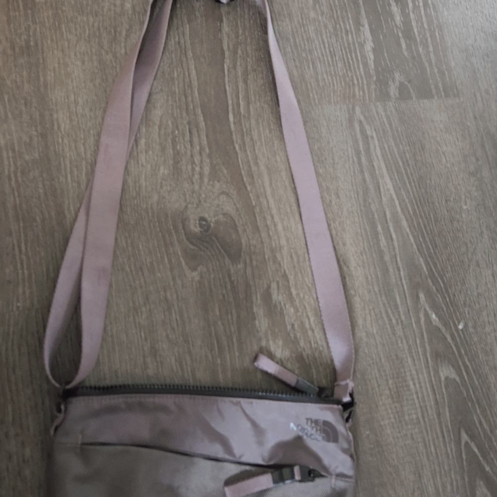 The North Face Brown Belt Bag Compact and Versatile